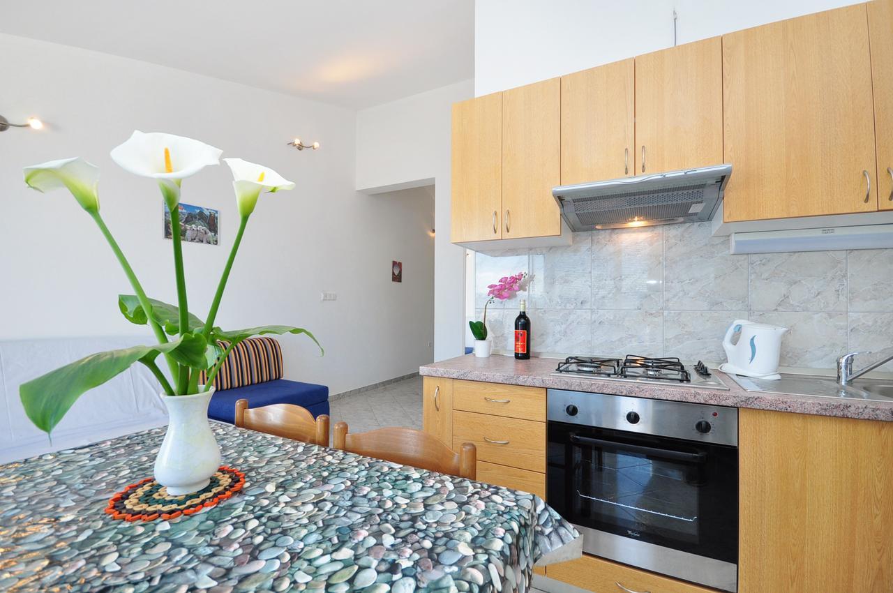 Apartments Marija Писак Экстерьер фото